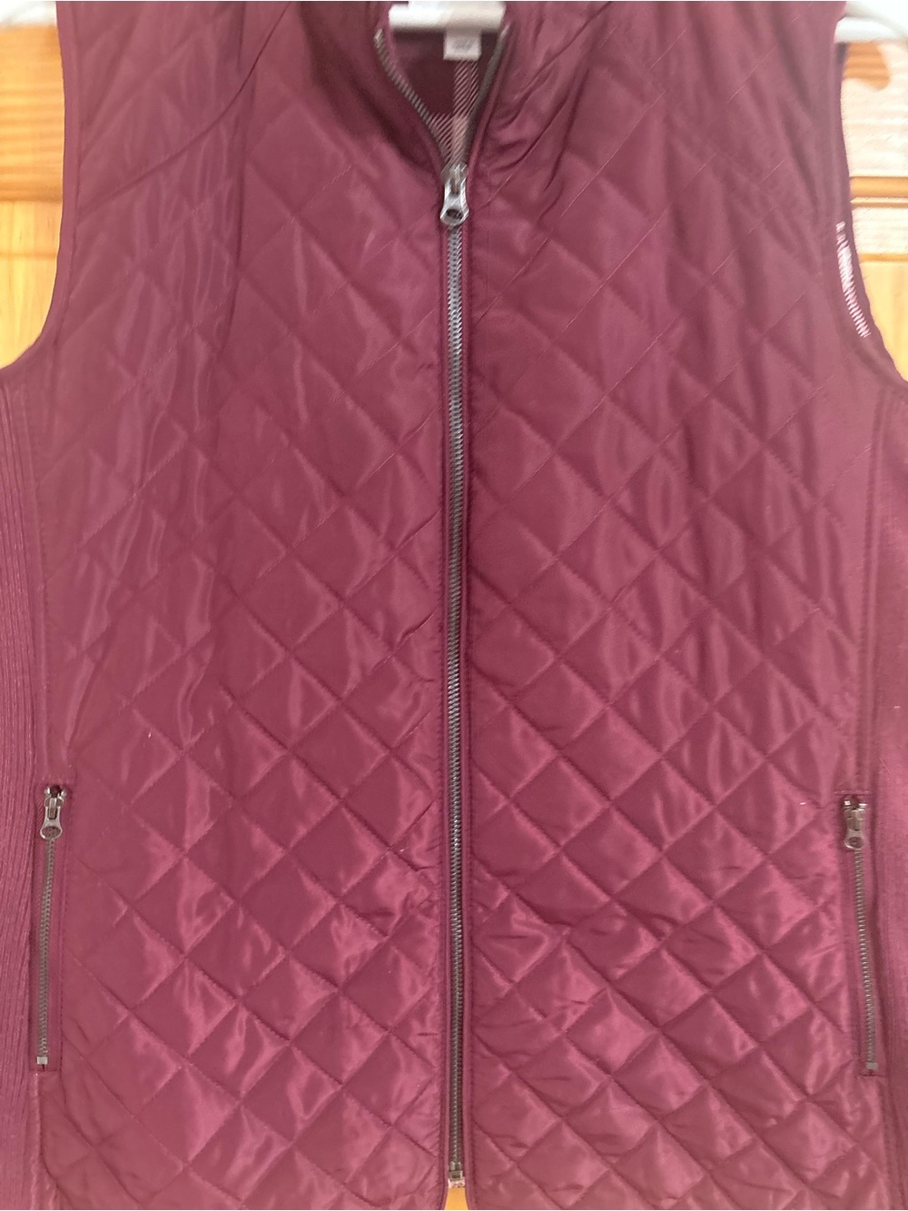 Market & Spruce Size Large Maroon Quilted Vest - Picture 4 of 8